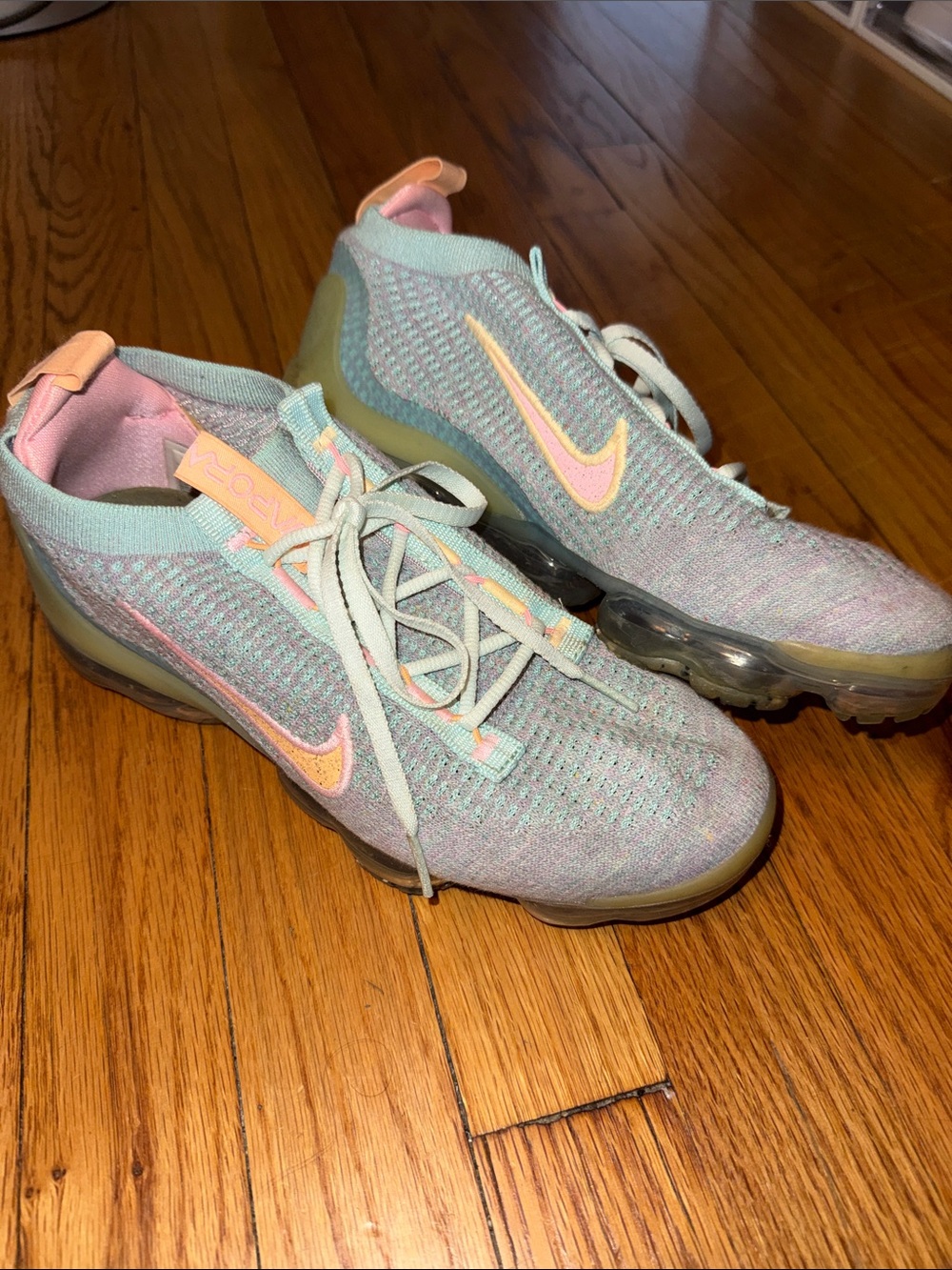 Nike vapormax women’s size 8.5